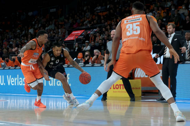 将贯穿大会 将贯穿大会