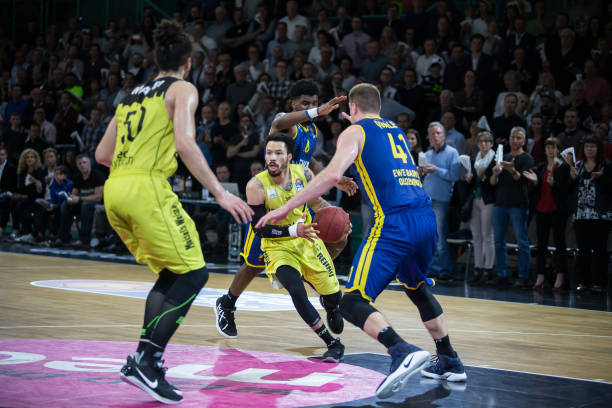 精准打击对 精准打击对